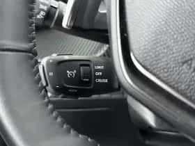 Peugeot 2008 (2025) thumbnail 18