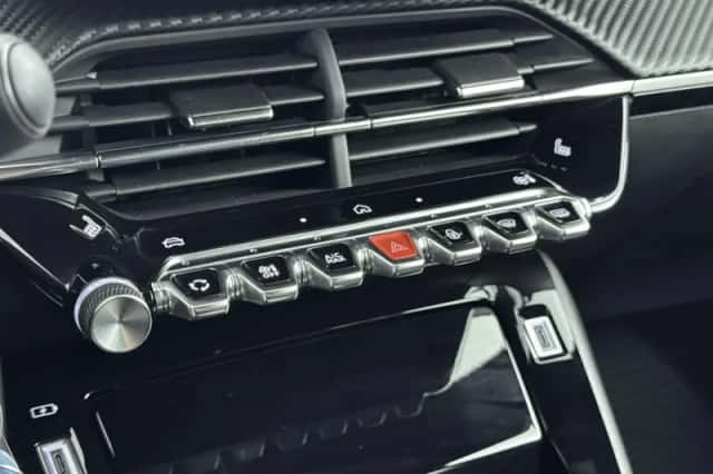 Peugeot 2008 (2025) thumbnail 23