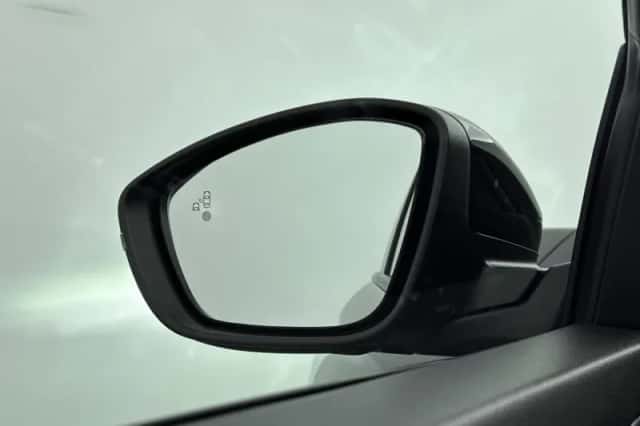Peugeot 2008 (2025) thumbnail 28