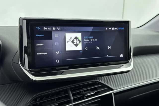 Peugeot 208 (2024) thumbnail 19