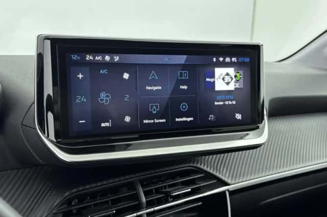 Peugeot 208 (2024) thumbnail 20