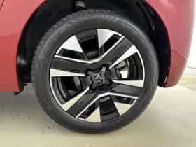 Peugeot 208 (2024) thumbnail 31