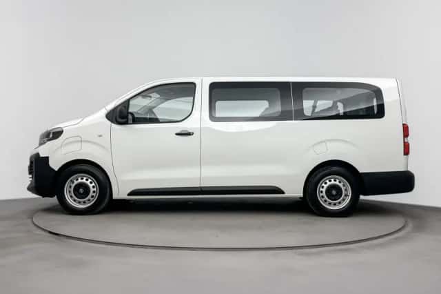 Opel Vivaro-e (2025) thumbnail 2