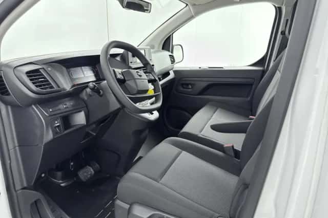 Opel Vivaro-e (2025) thumbnail 10