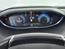 Peugeot 3008 (2022) thumbnail 18