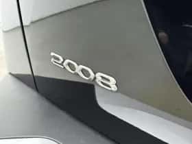 Peugeot 2008 (2021) thumbnail 25