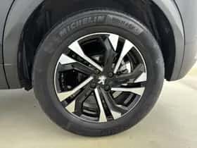 Peugeot 2008 (2021) thumbnail 26