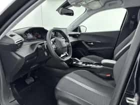 Peugeot 2008 (2021) thumbnail 10