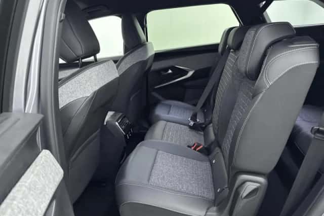 Peugeot 5008 (2025) thumbnail 13