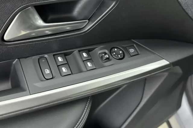 Peugeot 5008 (2025) thumbnail 15
