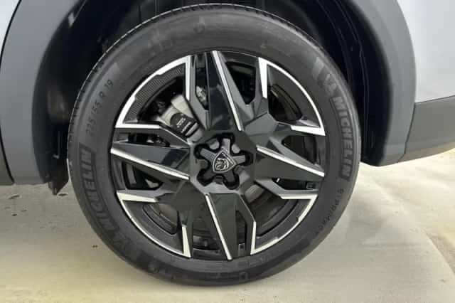 Peugeot 5008 (2025) thumbnail 25