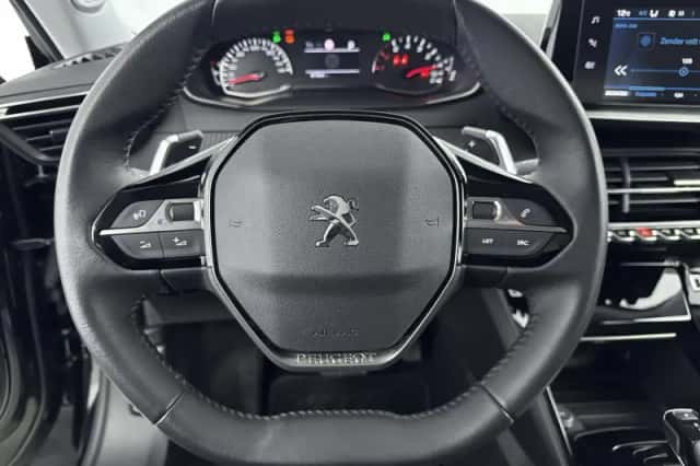 Peugeot 2008 (2022) thumbnail 16