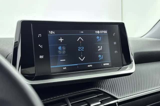 Peugeot 2008 (2022) thumbnail 22