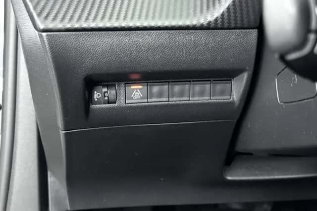 Peugeot 2008 (2022) thumbnail 27