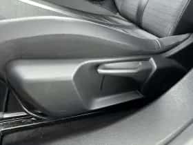 Peugeot 2008 (2022) thumbnail 28