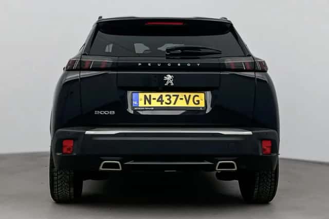 Peugeot 2008 (2022) thumbnail 4