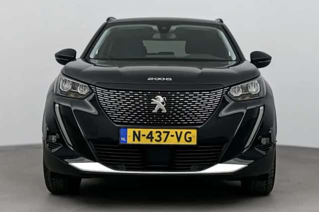 Peugeot 2008 (2022) thumbnail 8