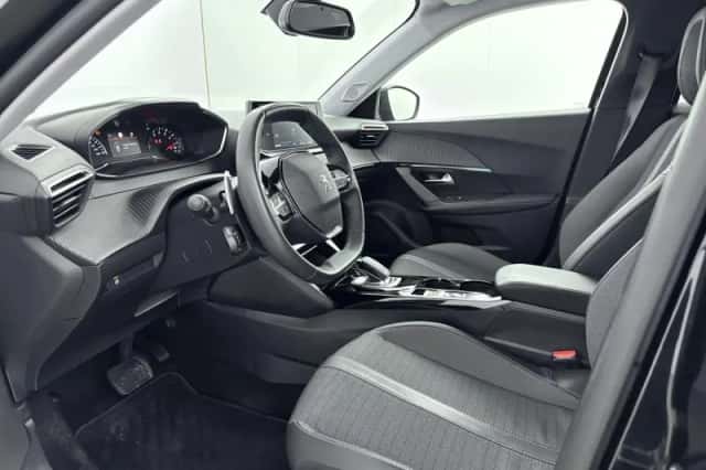 Peugeot 2008 (2022) thumbnail 10