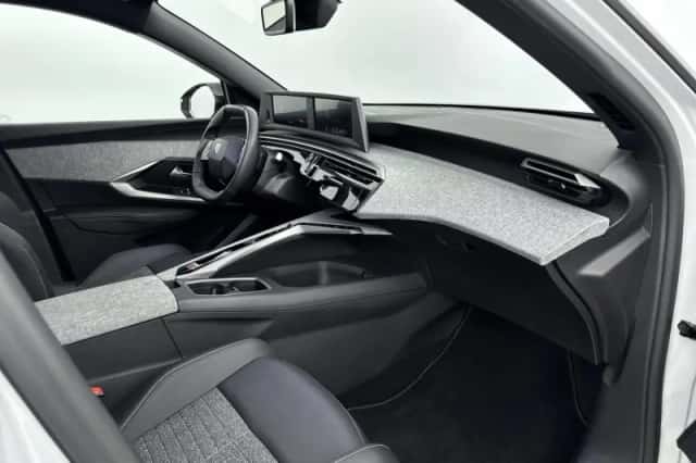 Peugeot 5008 (2025) thumbnail 12
