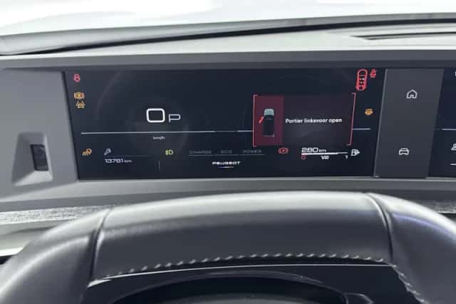 Peugeot 5008 (2025) thumbnail 17