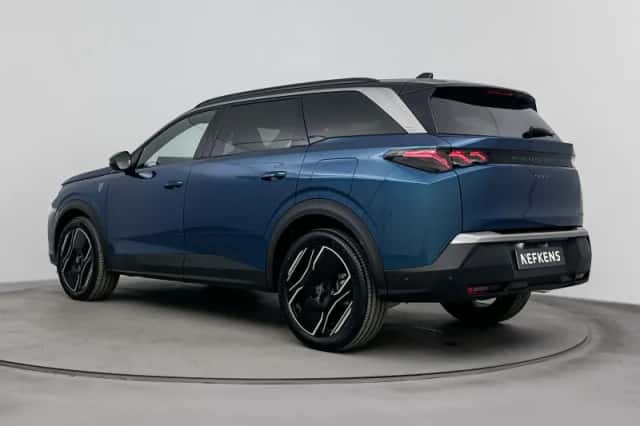 Peugeot 5008 (2026) thumbnail 3