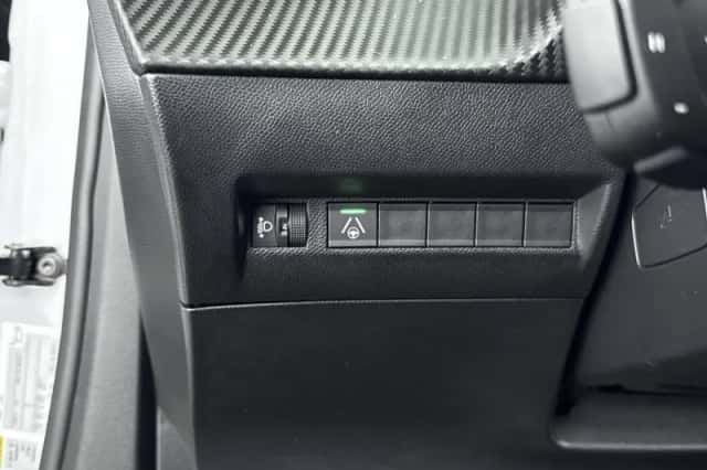 Peugeot 2008 (2025) thumbnail 32
