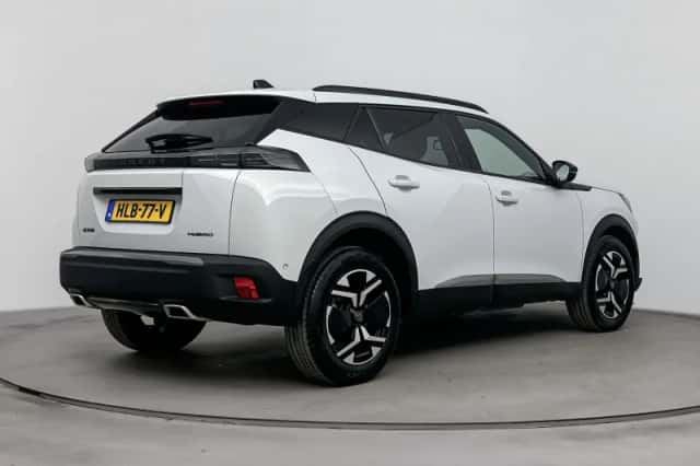 Peugeot 2008 (2025) thumbnail 5