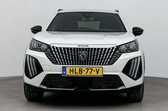 Peugeot 2008 (2025) thumbnail 8