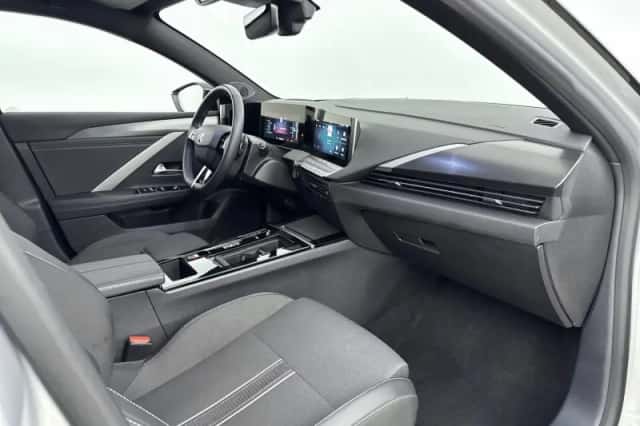 Opel Astra (2025) thumbnail 12