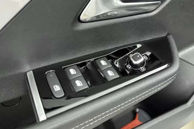 Opel Astra (2025) thumbnail 15