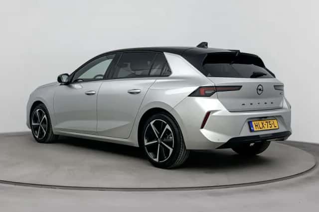 Opel Astra (2025) thumbnail 3