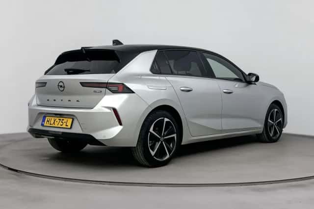 Opel Astra (2025) thumbnail 5