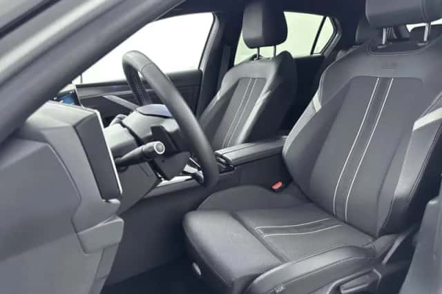 Opel Astra (2025) thumbnail 9