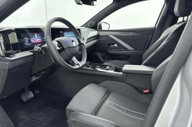 Opel Astra (2025) thumbnail 10