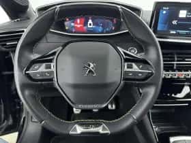 Peugeot 208 (2021) thumbnail 17