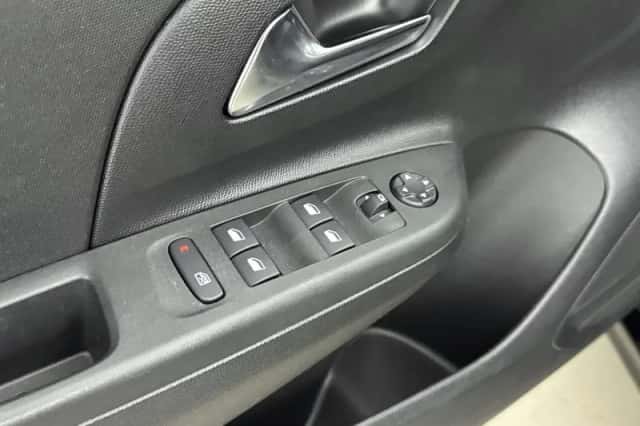 Opel Corsa (2021) thumbnail 15