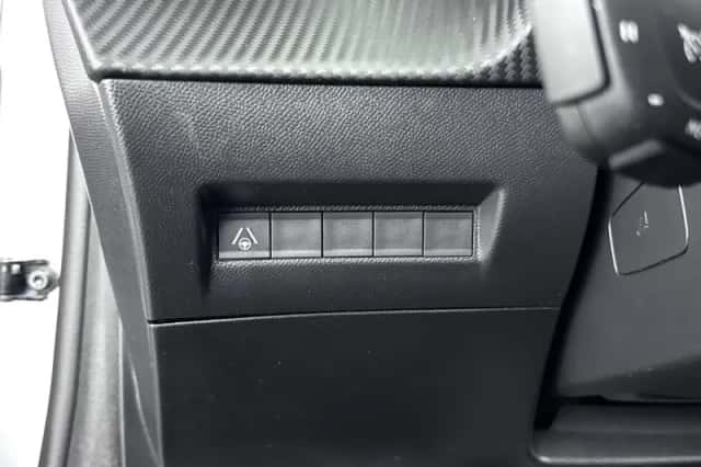 Peugeot 208 (2025) thumbnail 32