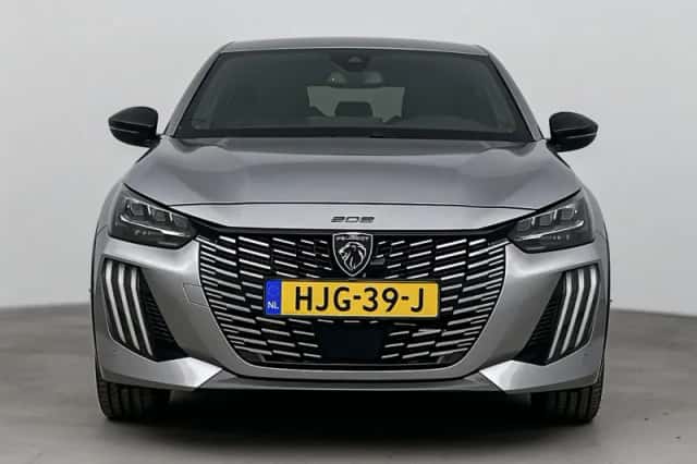 Peugeot 208 (2025) thumbnail 8