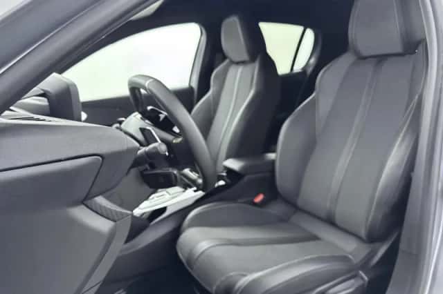 Peugeot 208 (2025) thumbnail 9
