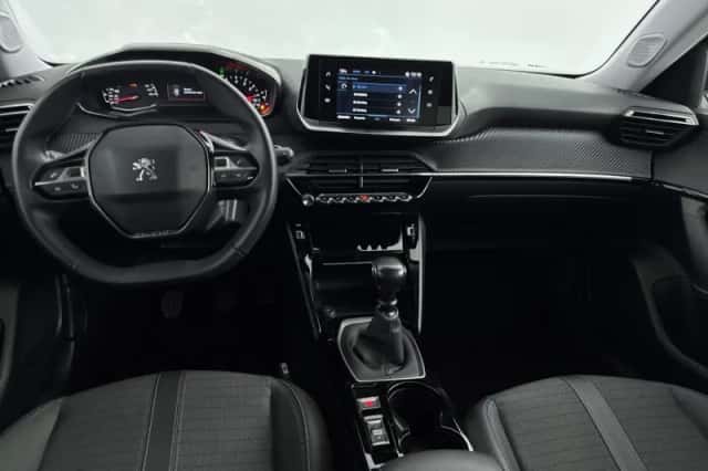Peugeot 2008 (2022) thumbnail 11