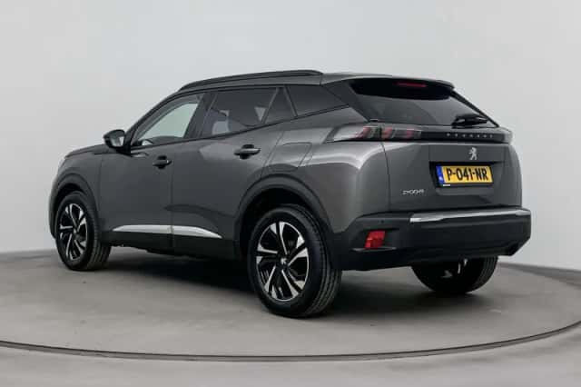 Peugeot 2008 (2022) thumbnail 3