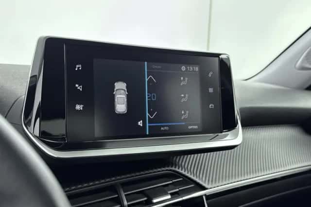 Peugeot 2008 (2022) thumbnail 21