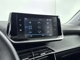 Peugeot 2008 (2022) thumbnail 22