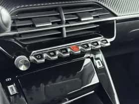 Peugeot 2008 (2022) thumbnail 23