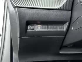 Peugeot 2008 (2022) thumbnail 27