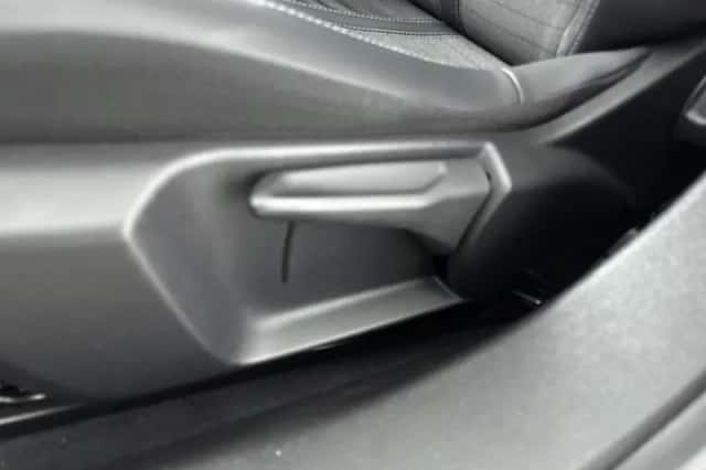 Peugeot 2008 (2022) thumbnail 28