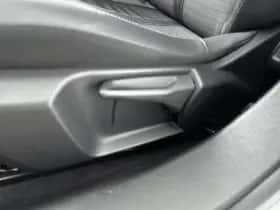 Peugeot 2008 (2022) thumbnail 28