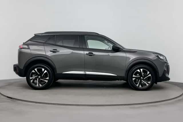Peugeot 2008 (2022) thumbnail 6