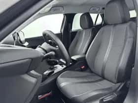 Peugeot 2008 (2022) thumbnail 9