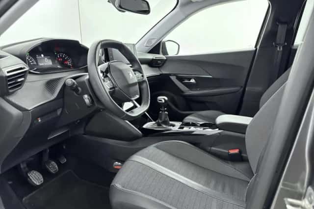 Peugeot 2008 (2022) thumbnail 10